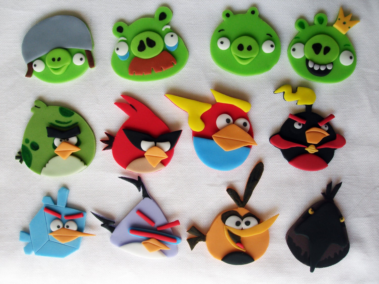 Set of 12 Angry Buddies Space Edible Cupcake Toppers Fondant Birds and Pigs