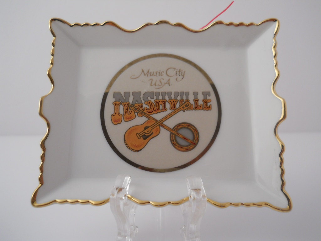 Music City USA Nashville Porcelain Souvenir Wall Decor Trinket Dish c 1950s
