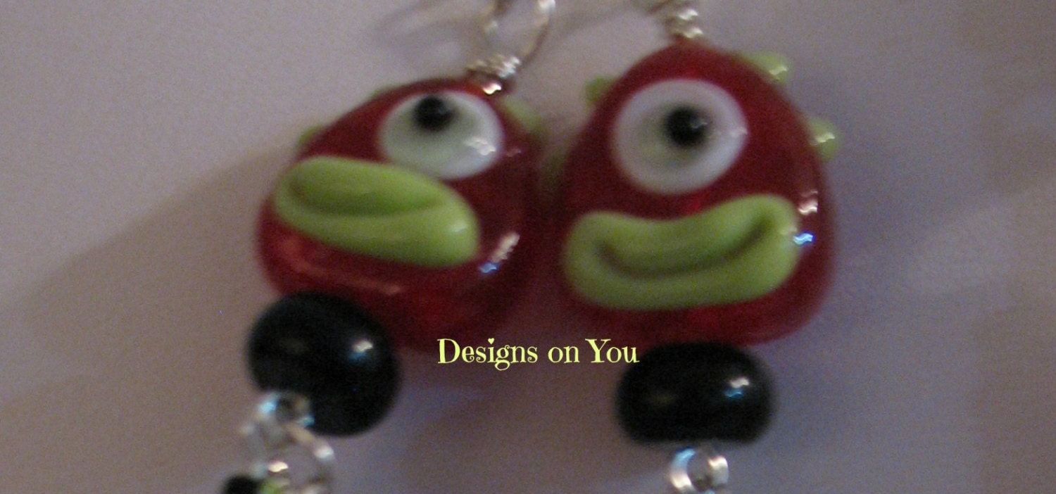 Red, Green & Black Aliens