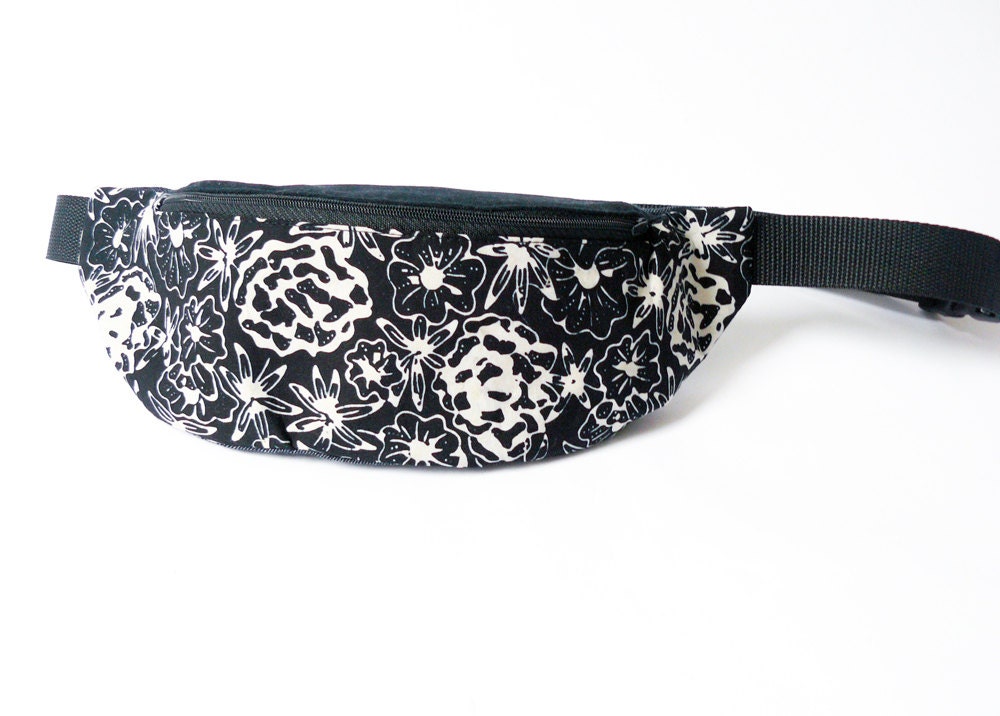 Fanny pack waist bag festival belt bag hip bag by BartekDesign - black white flowers women runners cyclist summer denim