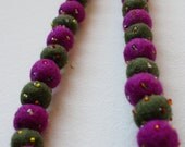 FELT NECKLACE land of violets