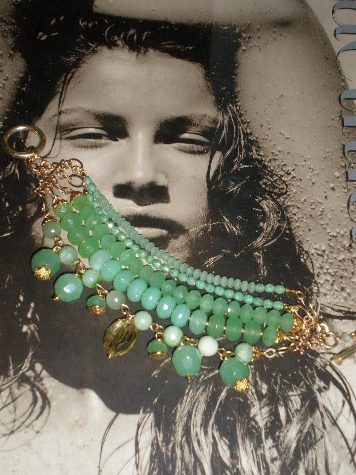 Boho spring green gypsy beaded stone bracelet 5 strand shaker agate jade crystal glass yellow gold chain OOAK, ANTHROPOLOGIE INSPIRED