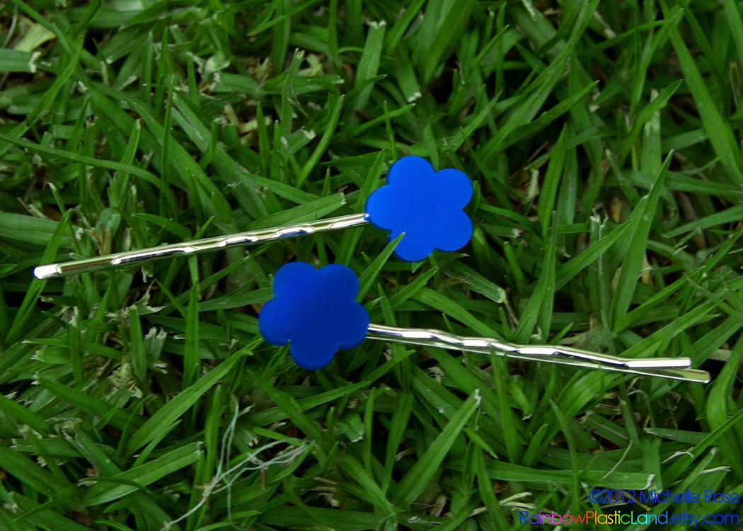 Blue Flower Hairpins - Daisy Hairpin Set - Bobby Pins - Mod Hair Clips - Handmade Hair Pins - Plastic Laser Cut Hair Accessories