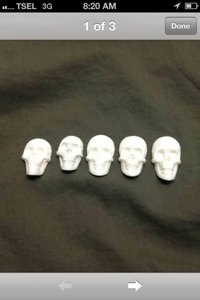 water buffalo bone skulls cabachons Hand Carved Set Of 5 22mm X 16 Mm average size these are hand carved so there are differences in each