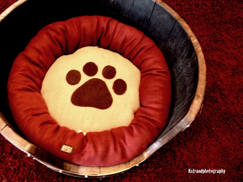 Wine Barrel Pet Bed
