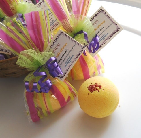 Milk & Honey Bath Bomb 5 oz