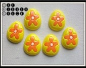 Set of 6 Yellow Easter Egg Flower Daisy Flatback Resin Hair Bow Scrapbooking Embelishment Farm Chick Rabbit Il_170x135