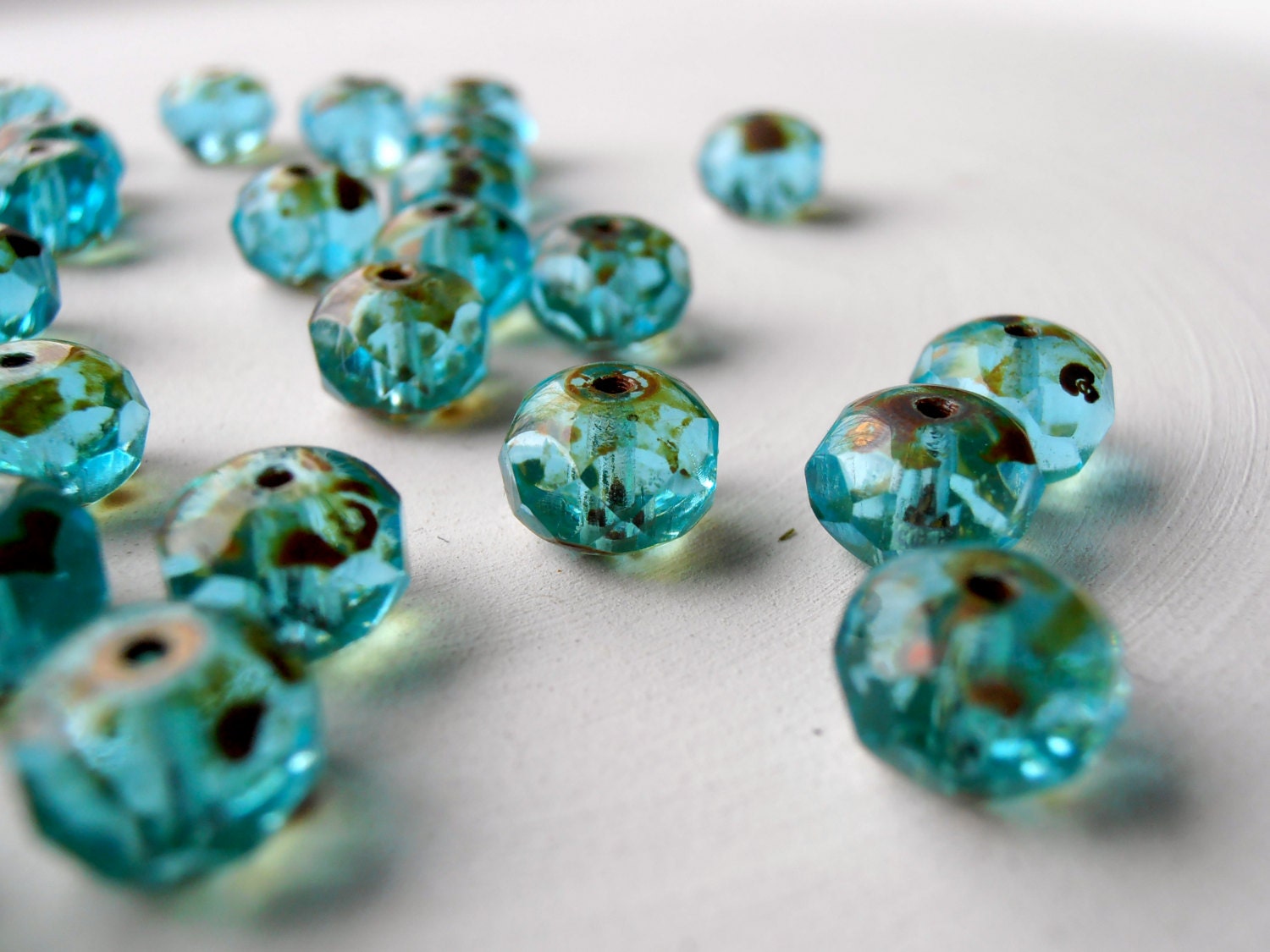 Sea Spray - light aqua rondelle beads (10), aqua czech beads, blue beads, rondelle beads, faceted rondelle beads, turquoise rondelle beads