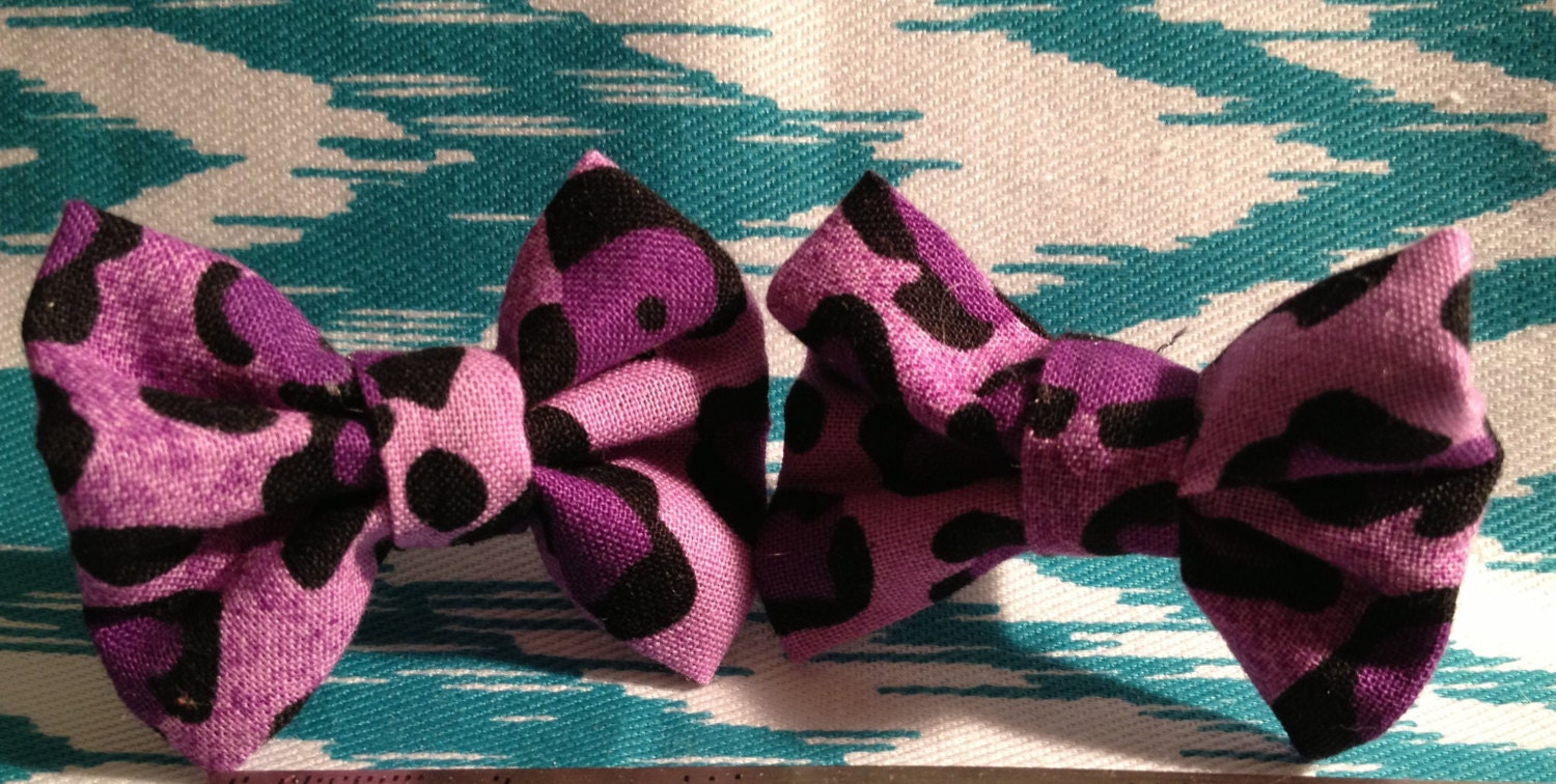 Grvced Cheetah Print Stud Bow Earrings