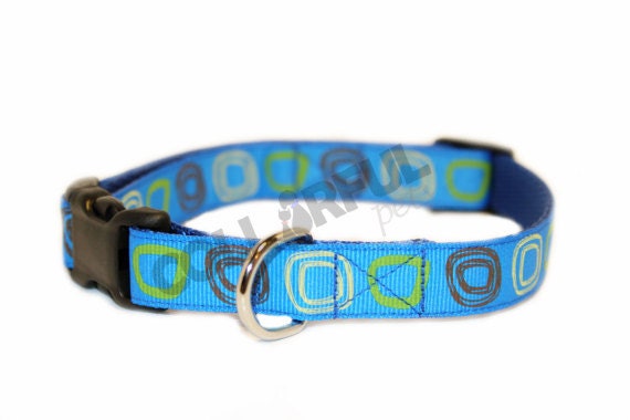 Blue Doodle Square Swirls Blue/Brown/Green/Yellow Medium Nylon Adjustable Buckle Dog Collar