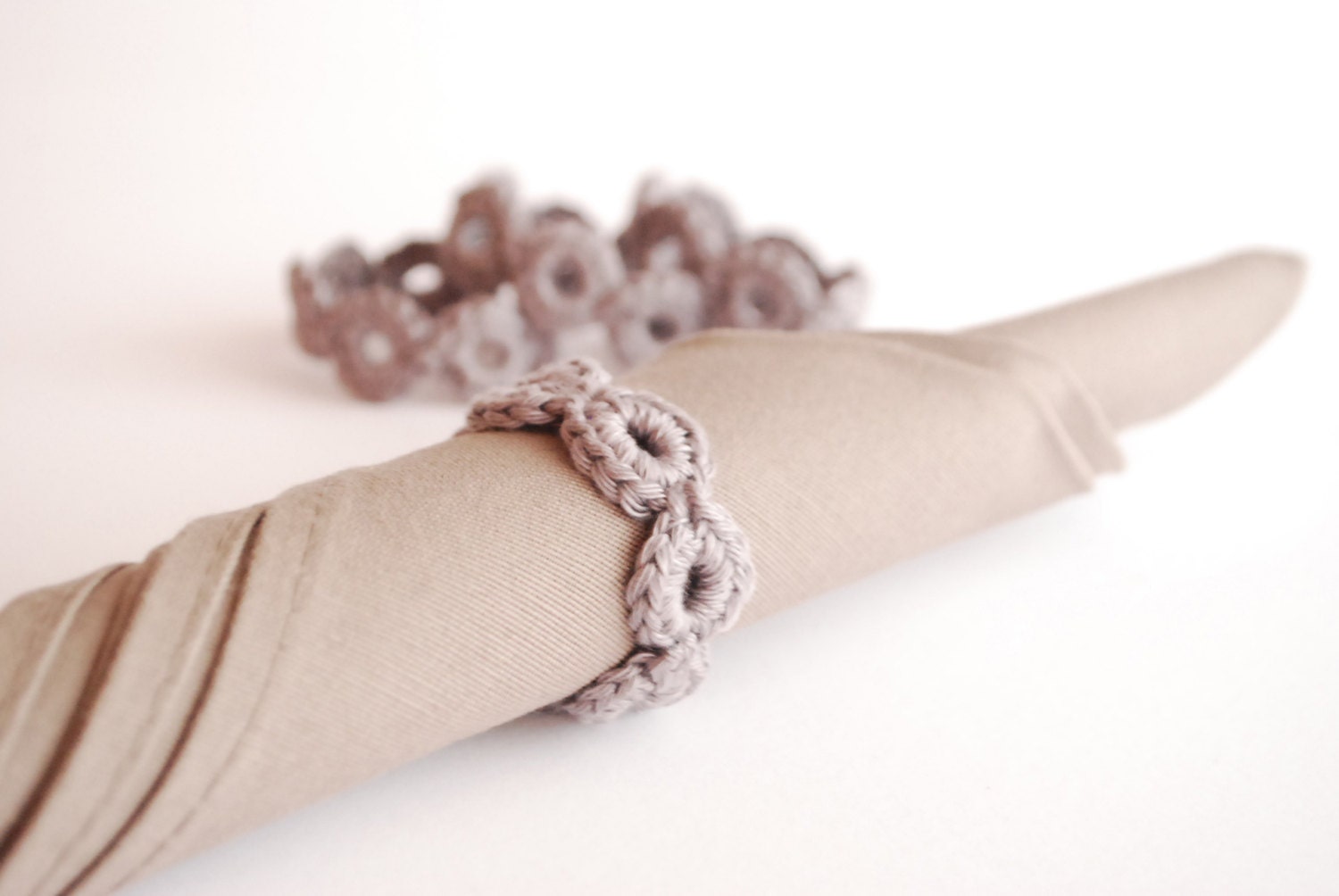 Set of 4 Napkin Rings Grey Cotton Tableware
