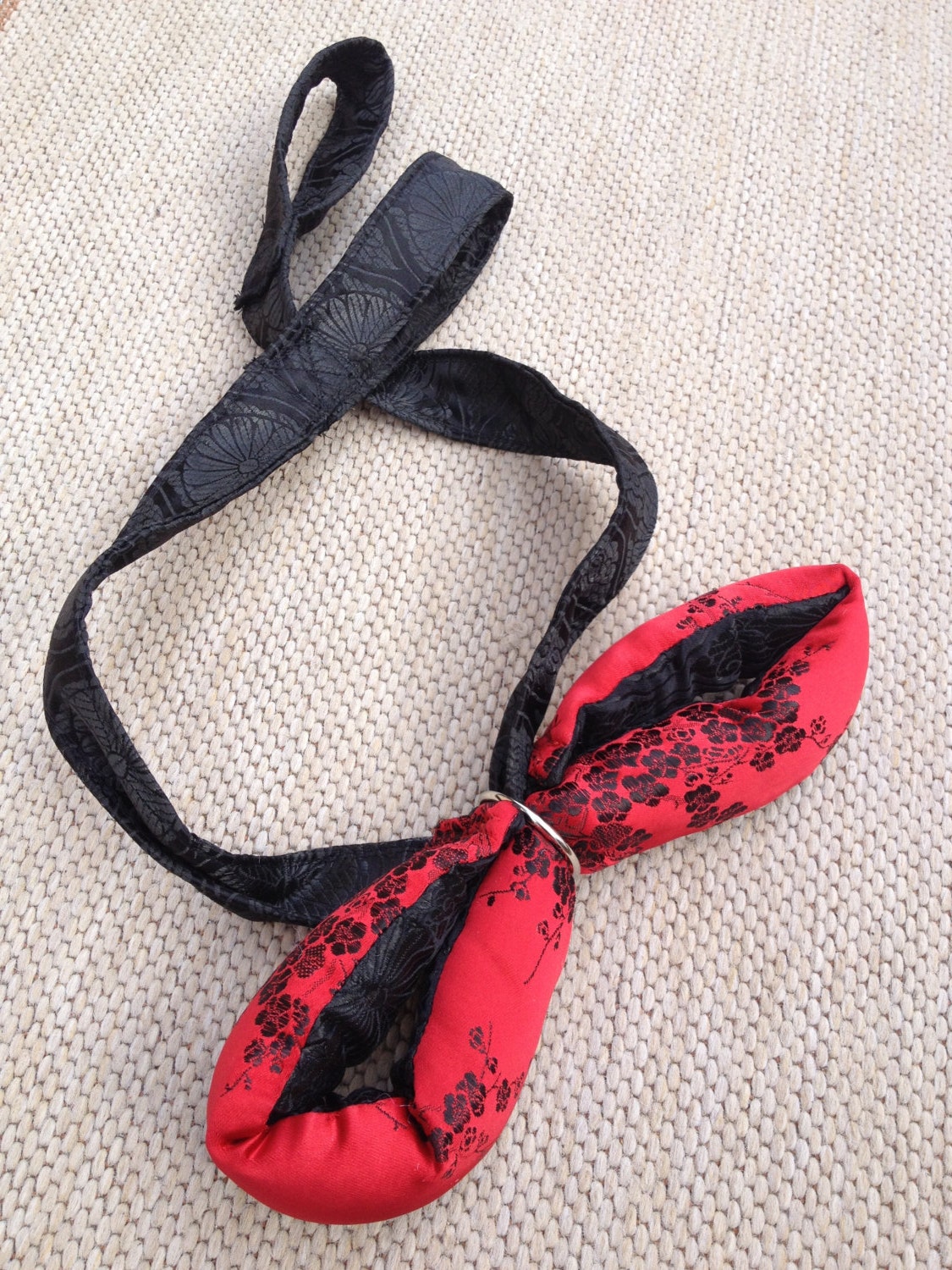 Erotic 3-in-1 Handcuffs Whip Gag TANTRIC SEX CUFFS : Seductive, Soft, Silky, Adjustable with Straps and Handles... Flirty bdsm