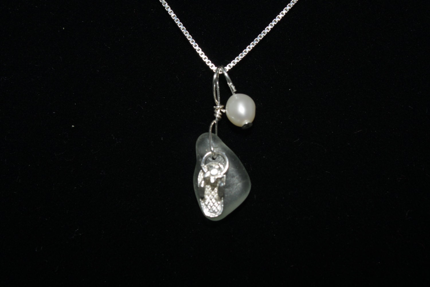 Light Green Sea Glass and Flip Flop Cluster Pendant