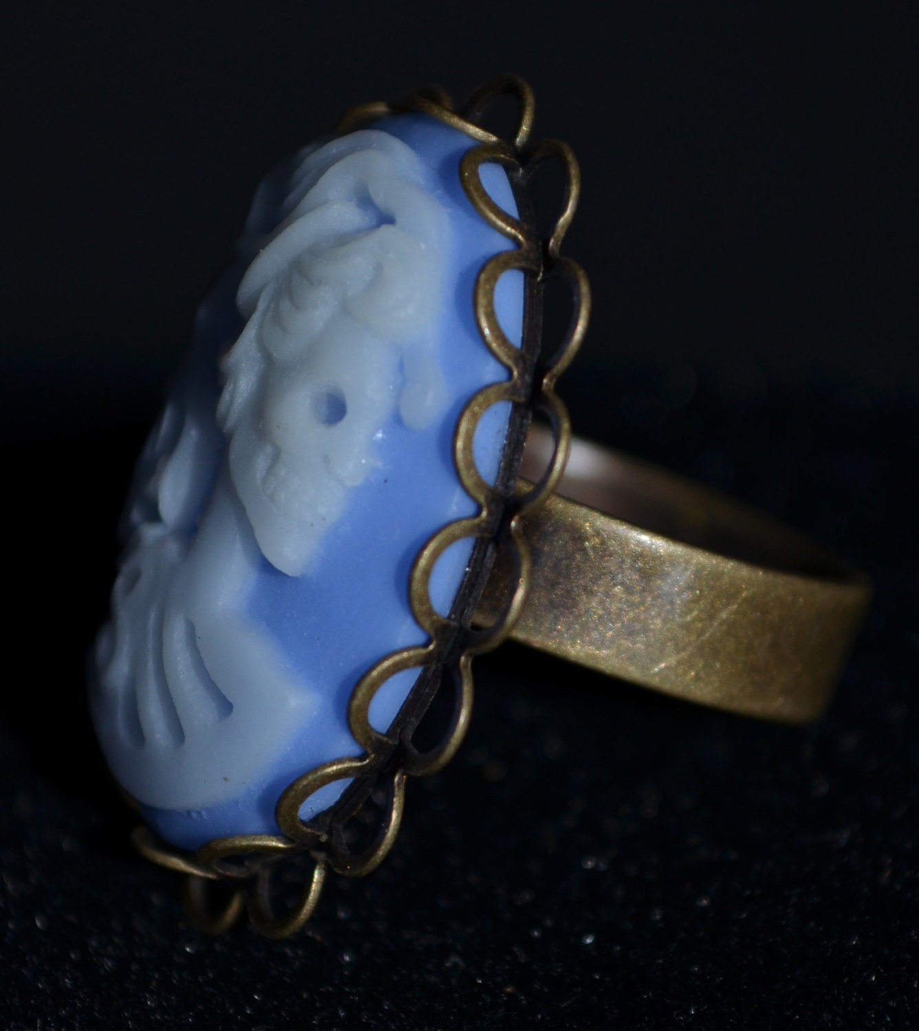 Unique Blue & White Skeleton/Skull Cabochon/Cameo adjustable ring (steampunk, gothic, alternative, indie, vintage, retro)