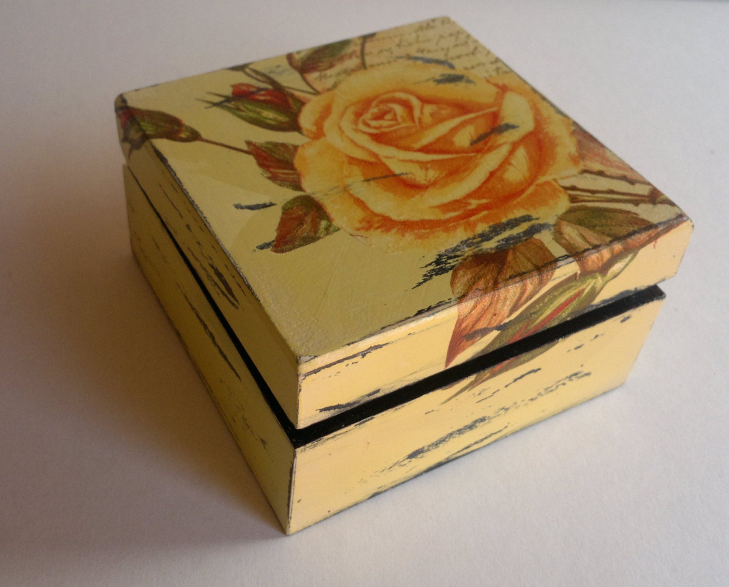 jewelery box, roses