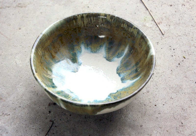 Stoneware bowl "vert antique"