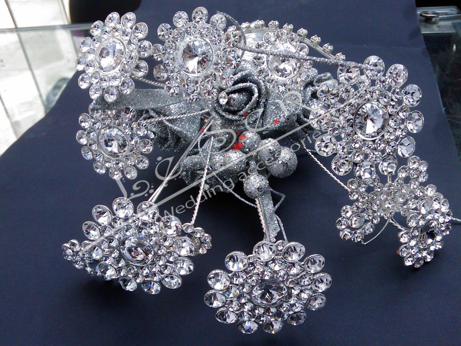 handmade gorgeous crystal flower bouquet  inlaid with crystals and rhinestones brooch bouquet ,crystal bouquet ,bouquet jewelry