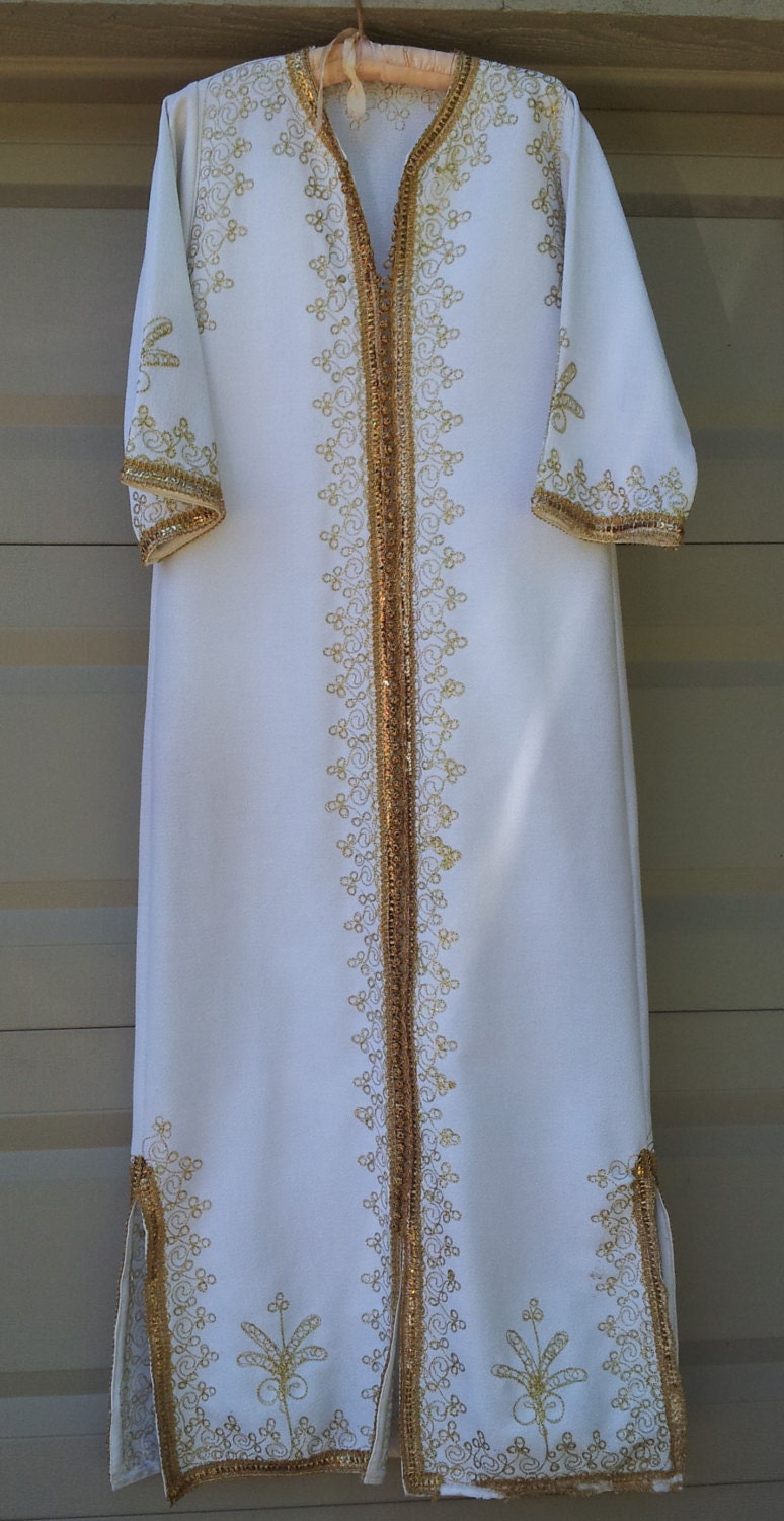 Vintage 60s White/Gold Embroidered Kaftan, Lounge, Hostess, Boho, Hippie