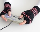 The Laser Beam Wrist Warmers - Fitted Fingerless Mittens / Gloves in Black and Light Pink