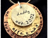 Custom Daddy Dad Key Chain - Personalized - We Love You to the Moon and Back - Fathers Day Gift - Grandpa