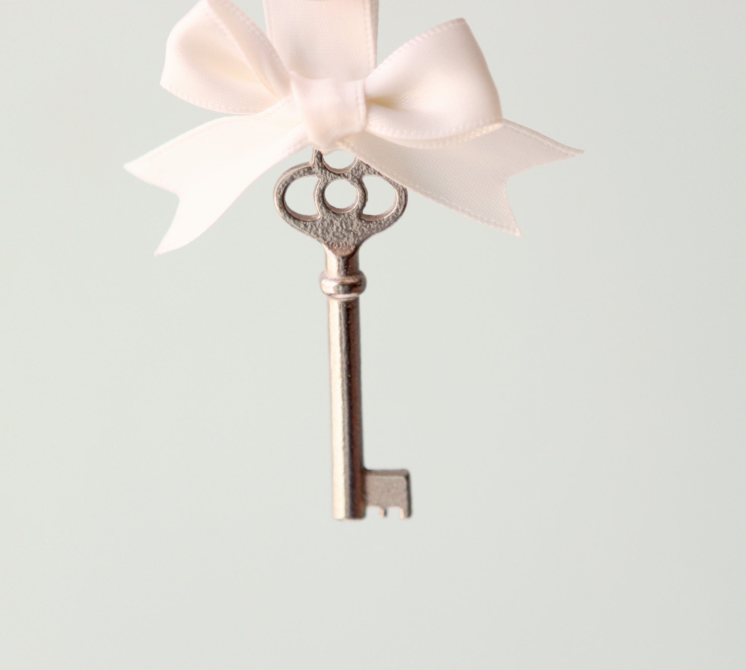Key boutonniere, Groomsmen, Wedding, men, groom, Vintage skeleton key