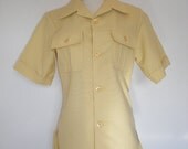 70s men's leisure shirt, retro yellow safari shirt, small frame fit short sleeved shirt.