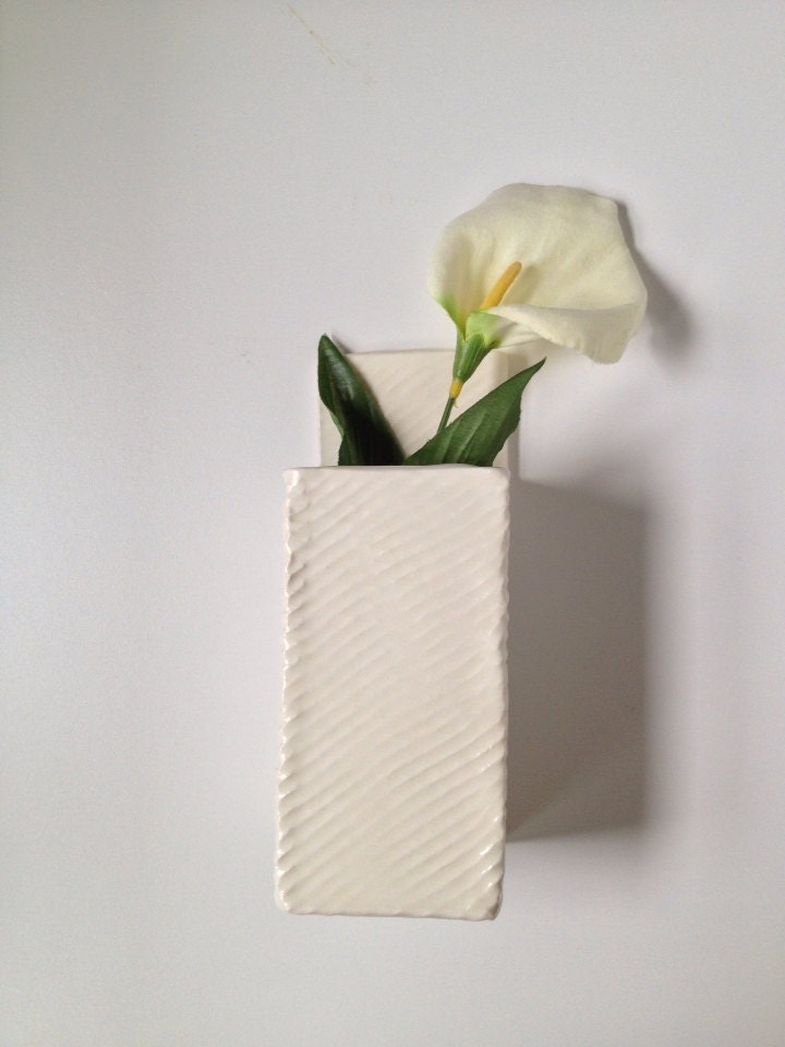 Hanging Square Wall Vase in White