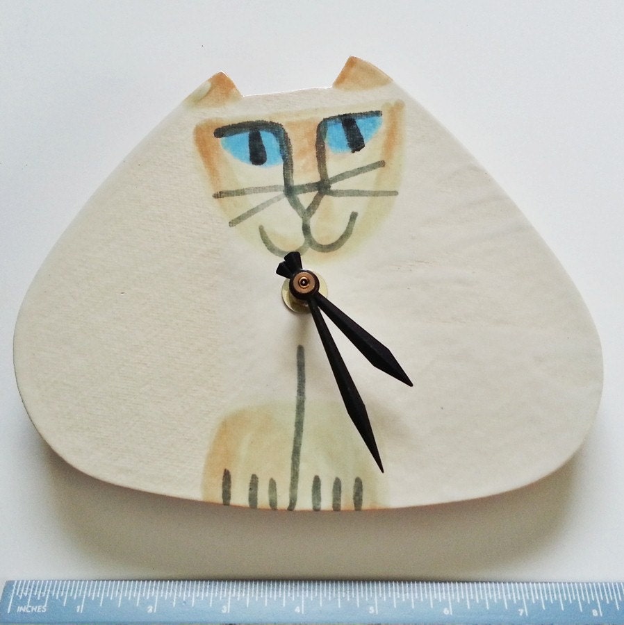 wall clock:  handmade cat Flame point Siamese blue eyes  ceramic USA shipping included
