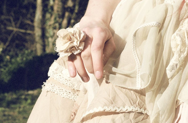 FLOWER GIRL Ring in Cream