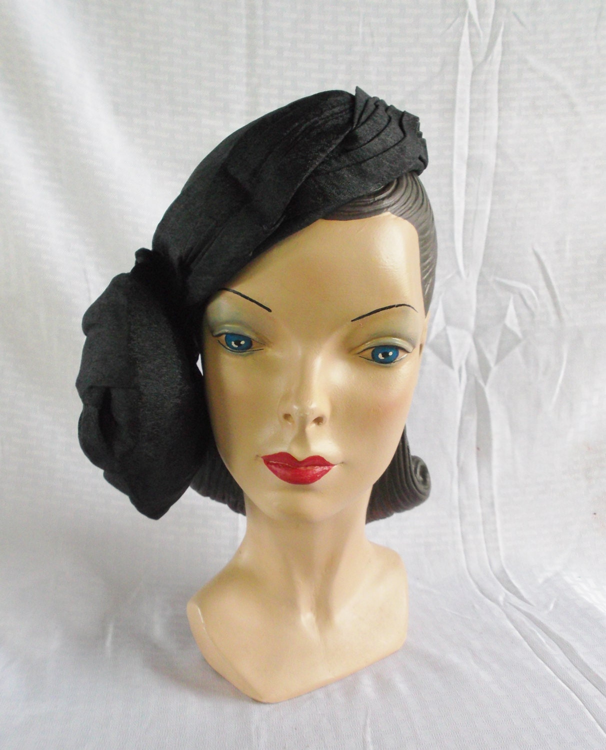 1950's Vintage Black Cocktail Hat from Saks Fifth Avenue Size 22