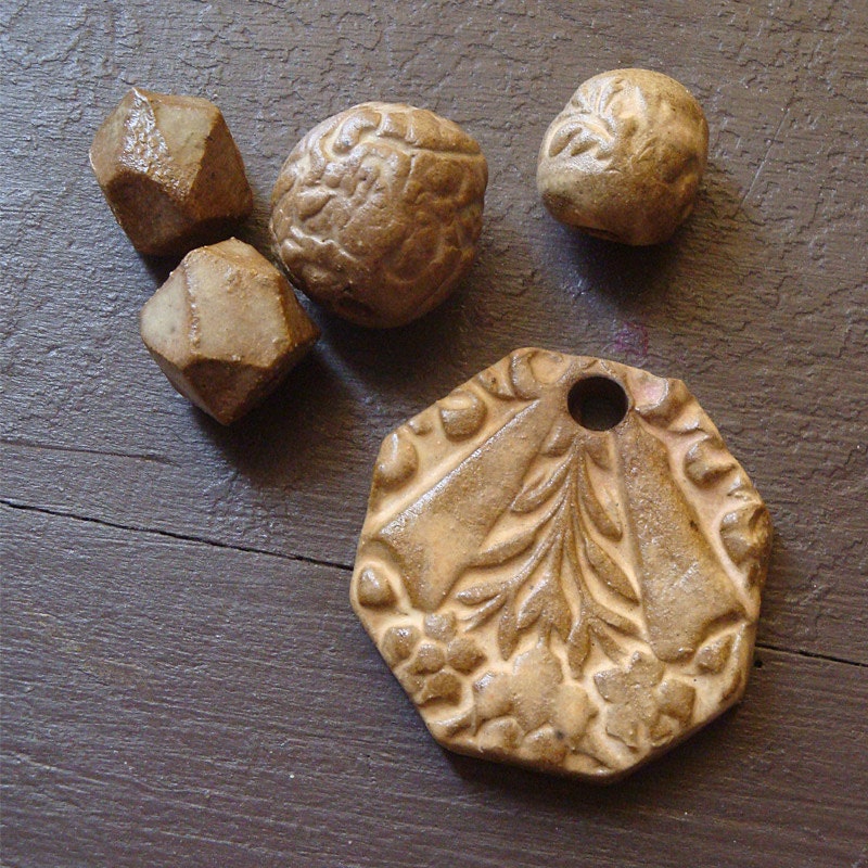 Ceramic Pendant and Bead Set Cream on Brown Stoneware