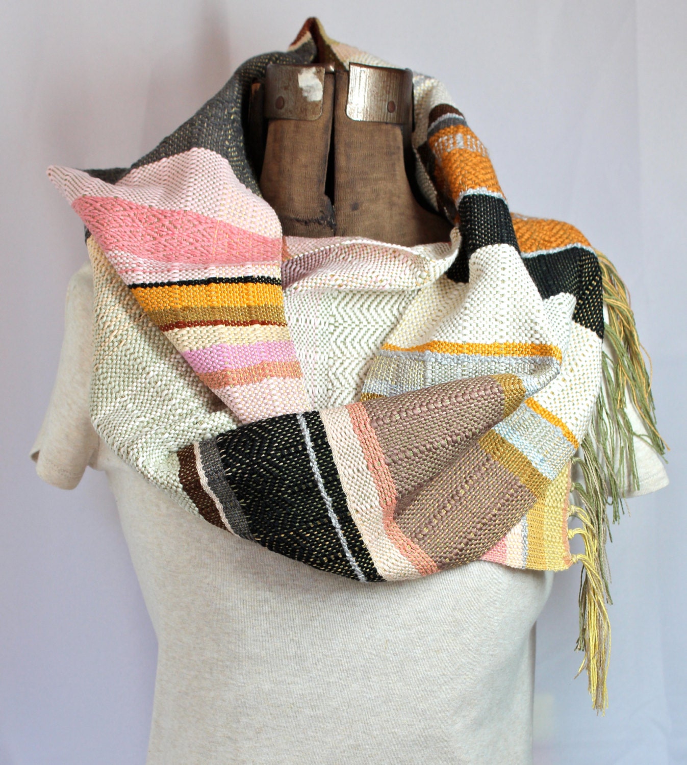 Jolie - Handwoven Summer Scarf in Charcoal Gray, Linen and Pink - Spring Pastel Woven Accessory
