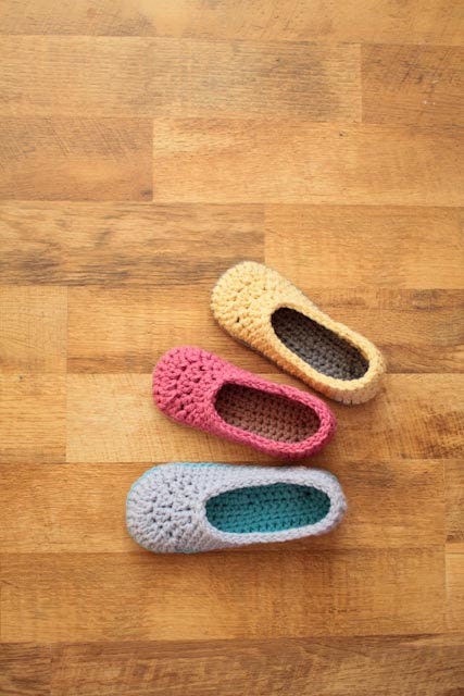 Instant Download - Crochet Pattern - Oma House Slippers (Woman sizes 3-12)