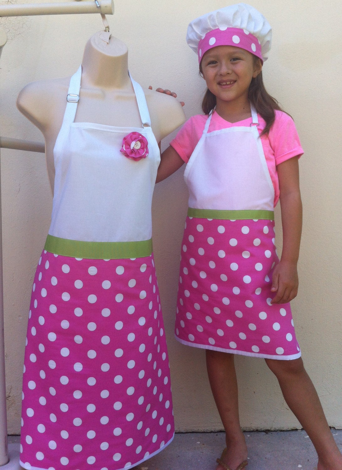 Mothers Palm Beach Apron and Girl's Apron and Chef hat
