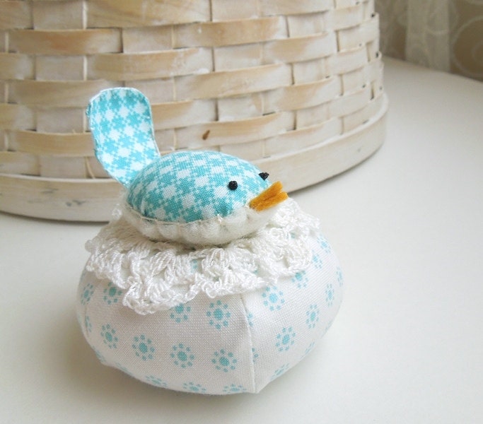 Small Turquoise Plaid Bird on Blue and White Pincushion Tuffet