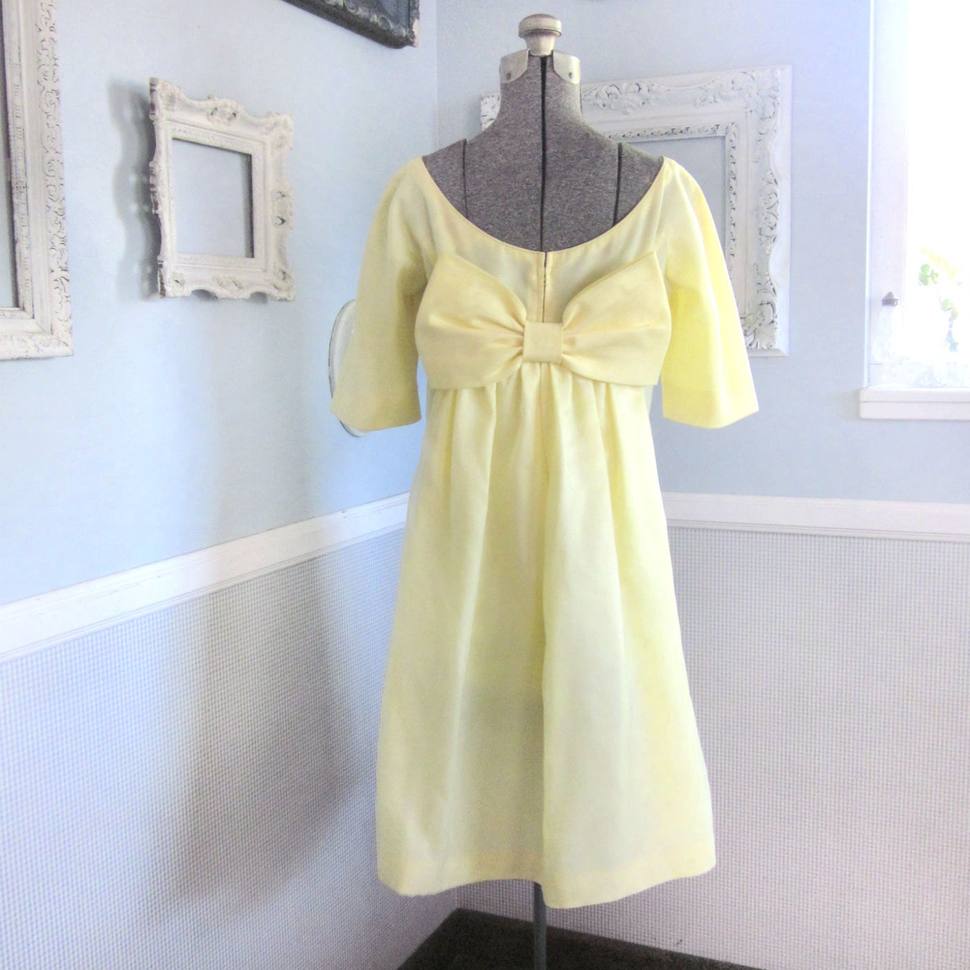 60s Yellow Dress // Bows // Size Small