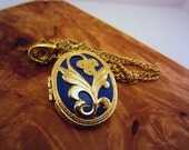 Blue and gold locket, vintage locket, gold necklace. Upcycled chain, pendant. Perfect gift for mom, best  friend. Long necklace.