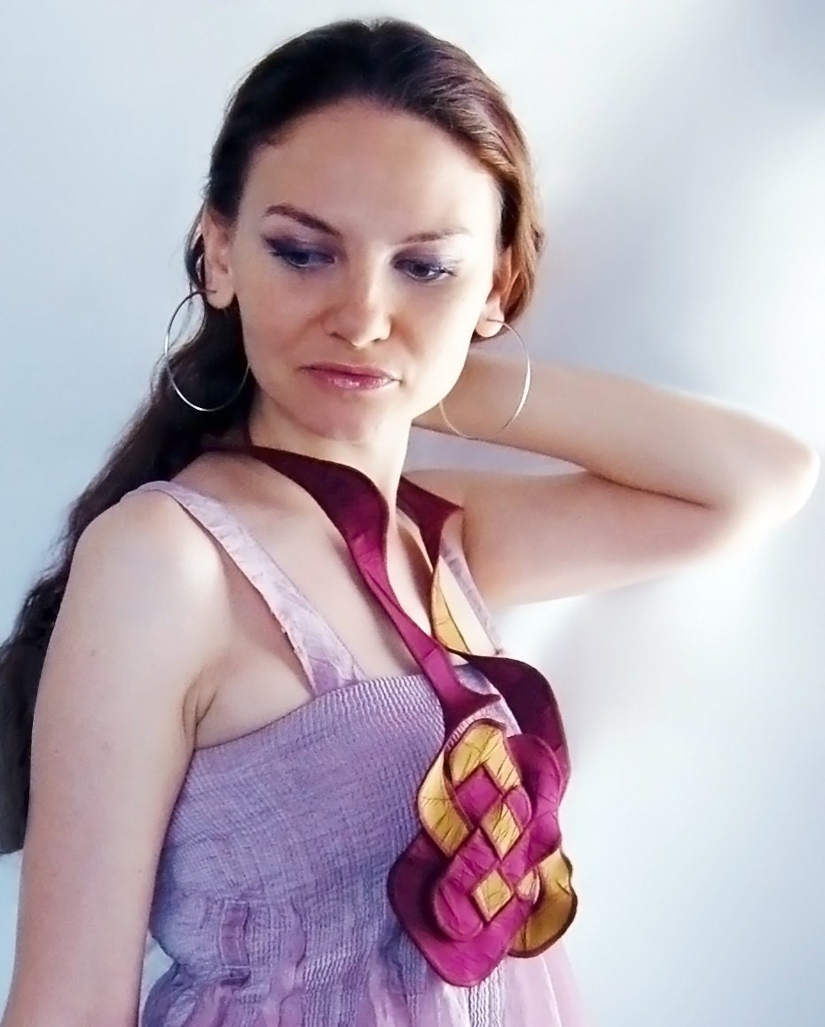Knot Necklace, Oversized, Novelty, Fashion Statement, Jewelry for Her, Burgundy and Green, Woven Accessories
