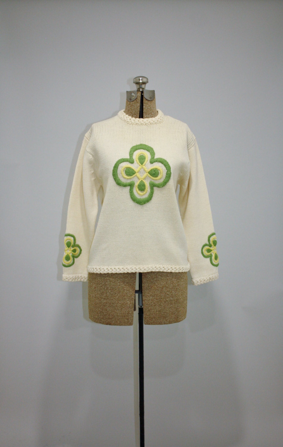 Weekend Sale - vintage 50s 60s embroidered sweater - Lucky Charm 4 leaf clover irish cream yellow green soft