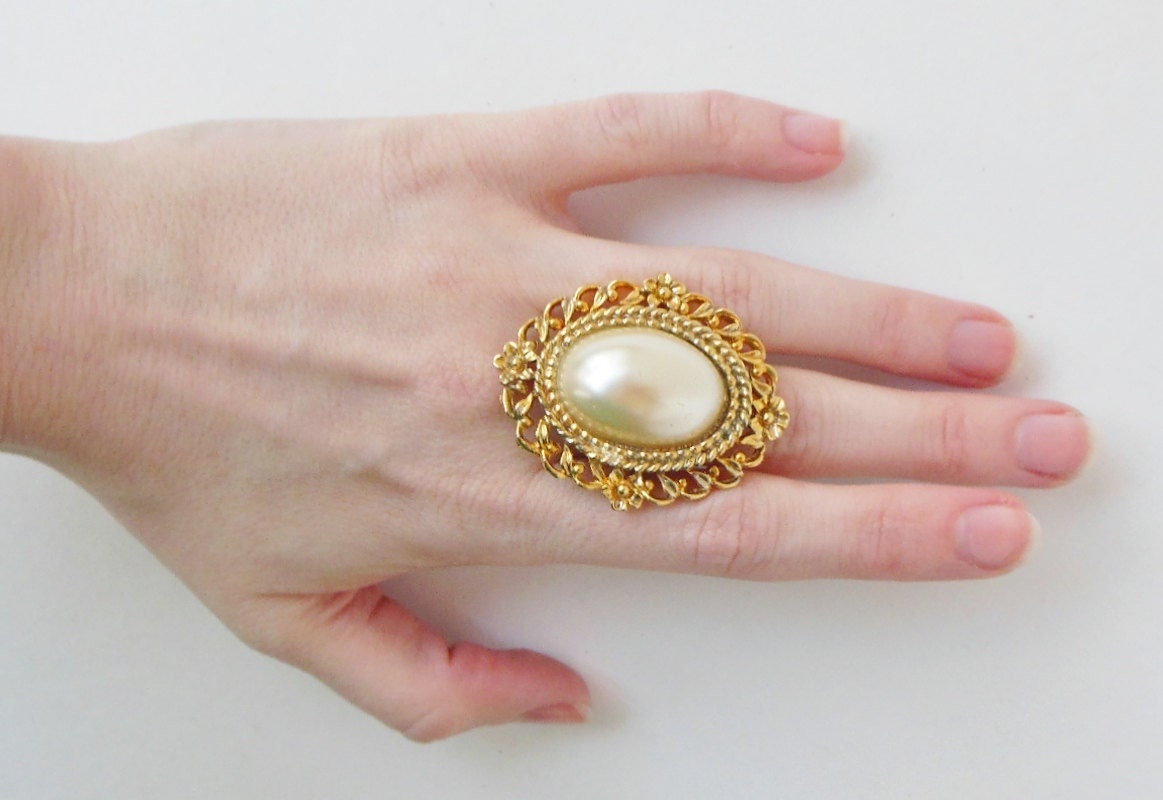 Vintage Faux Pearl Golden Cabochon Cocktail Ring