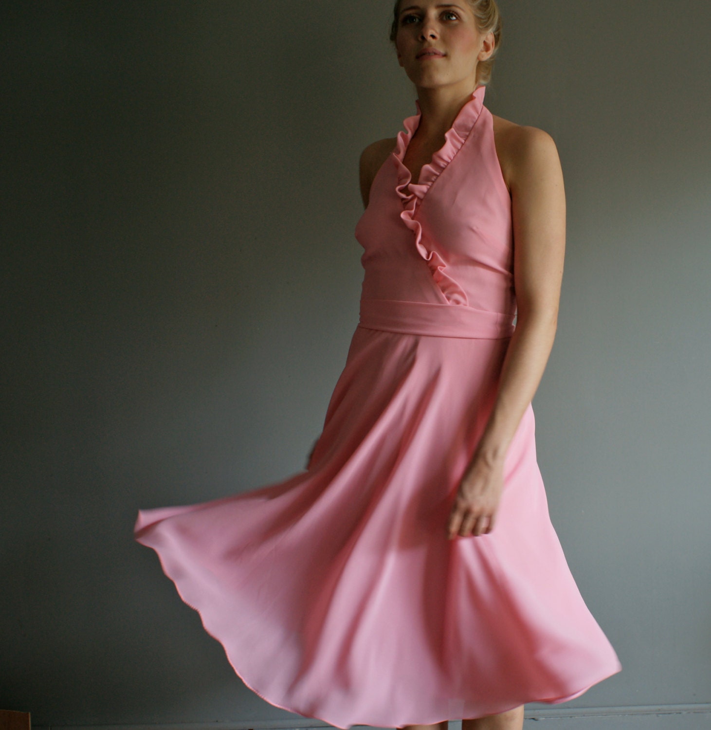 Vintage 70s PINK RUFFLE Halter Wrap Twirl Dress (s-m)