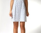 vintage 1980s dress / 80s floral shift dress / Wildflower Sleeveless Dress