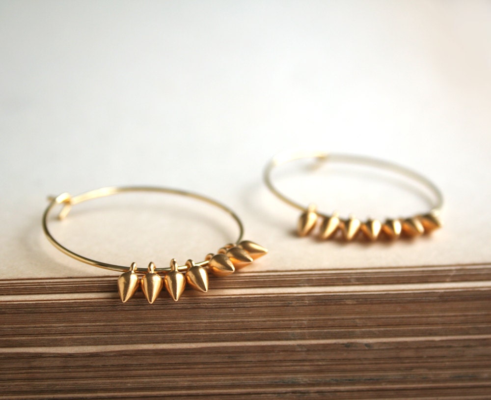Gold Hoop Earring, Teardrop, Summer Jewelry, Simple Hoops, 14K Gold Fill