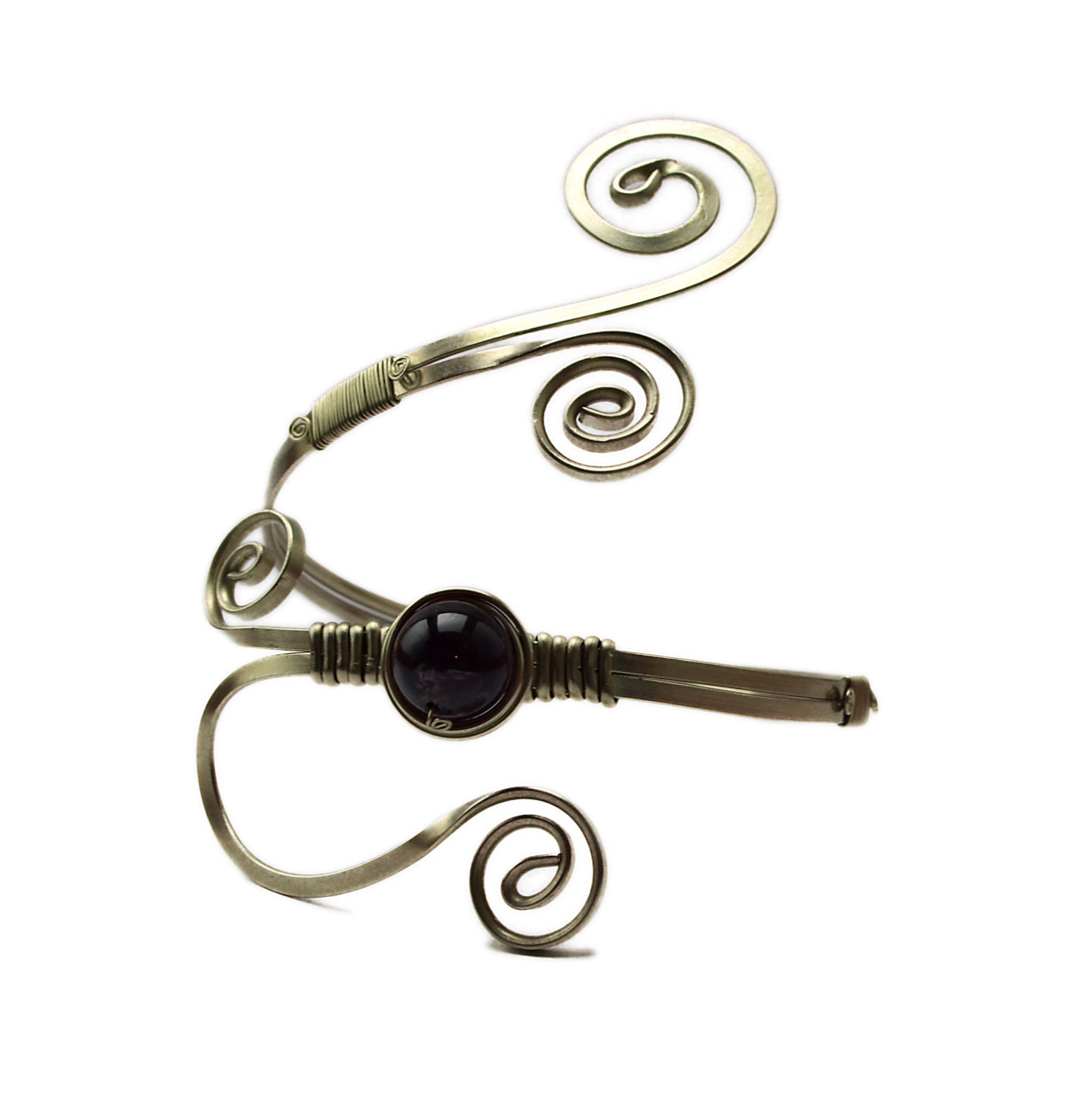 Wire Wrap Armband with Amethyst stone