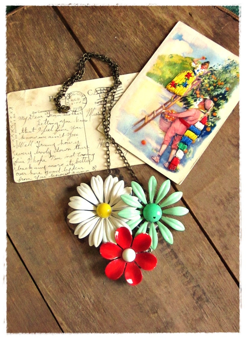 Floral Bib Necklace, Retro Flower Statement Necklace,  Red, Mint, Daisy, Vintage inspired Summer Fashion, Eco Friendly Collage Necklace