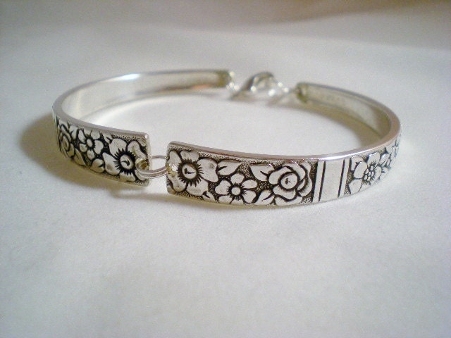 Spoon Bracelet, Silverware Spoon Jewelry, Vintage Silverware, Flower Silver, Vintage Wedding, Shabby Chic  VENETIAN GARDEN 1971