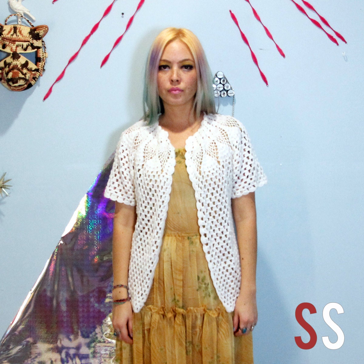 1970s white cardigan // 70's mesh weave knit // Cascading Triangles
