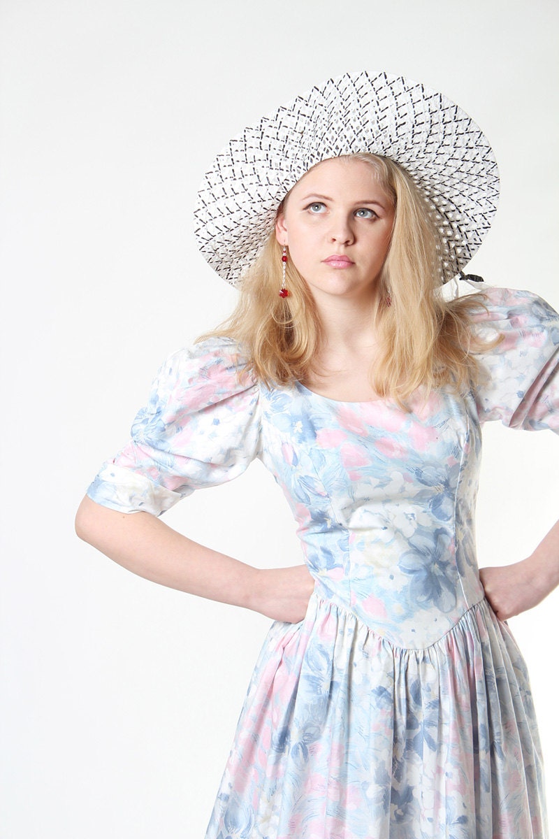 Floral Cotton Sundress - Blue Pink White Full skirt Prom Romantic Summer Dress with Bow
