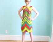 Dress 1960s Vintage 60s MOD Chevron Zig Zag Shift  M Medium Green