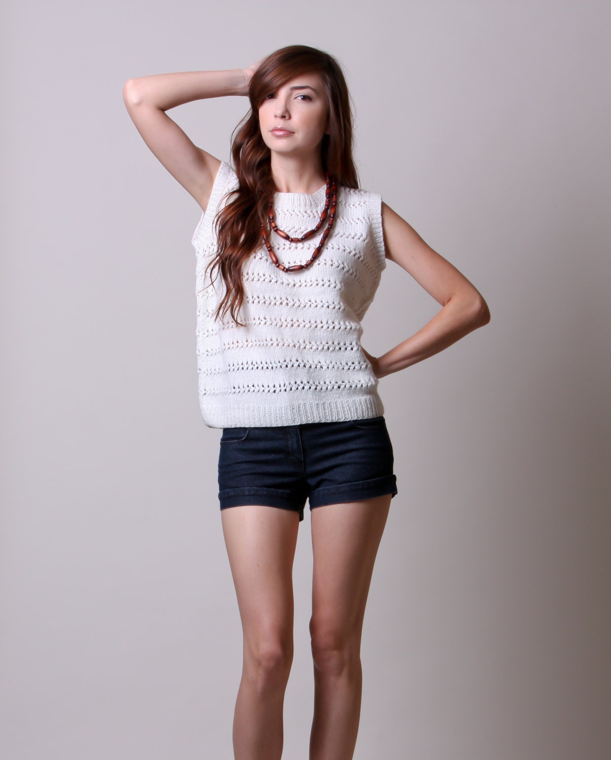70s Sweater Tank - Vintage Knit White Sweater - Tank Top - Slouchy Fit - Medium Large